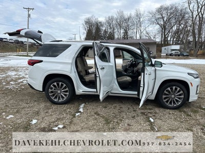 2023 Chevrolet Traverse Premier