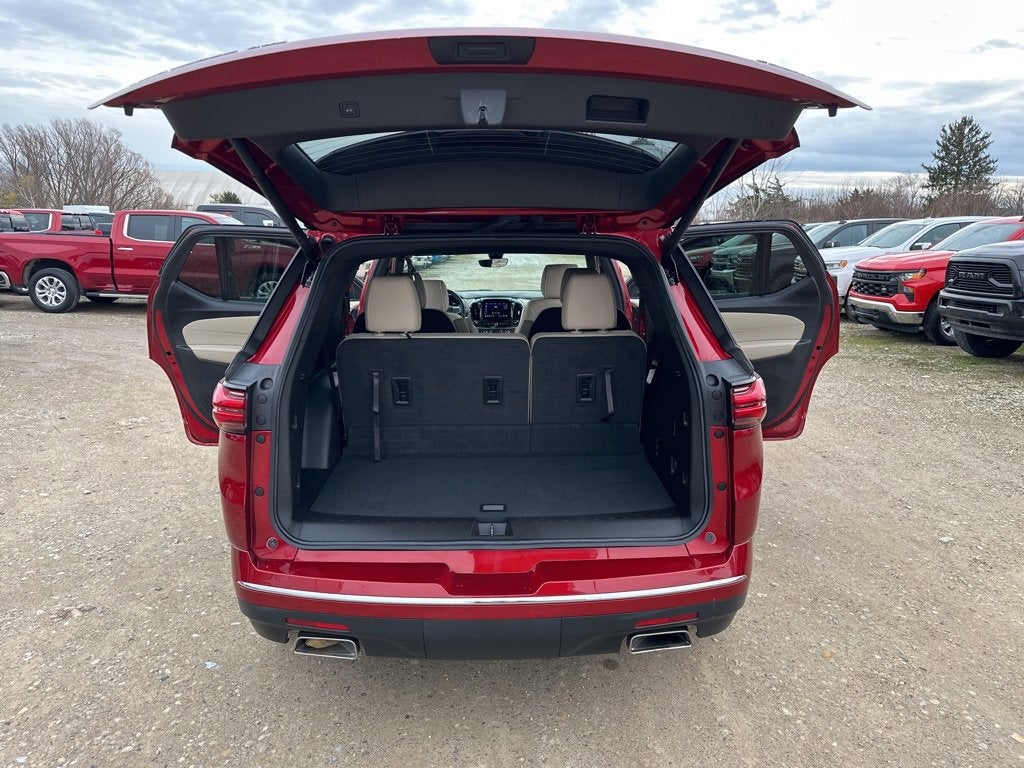 2023 Chevrolet Traverse Premier