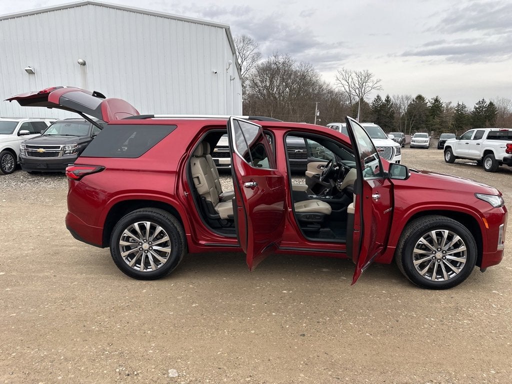 2023 Chevrolet Traverse Premier