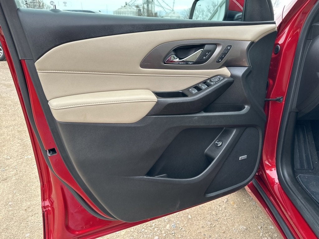 2023 Chevrolet Traverse Premier