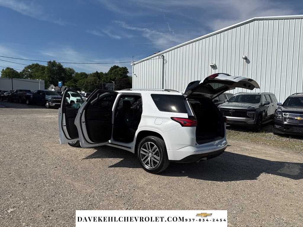 2023 Chevrolet Traverse High Country