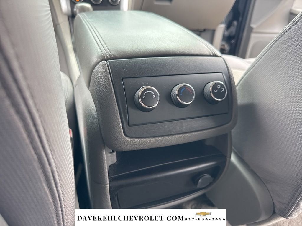 2011 Chevrolet Traverse LT w/1LT