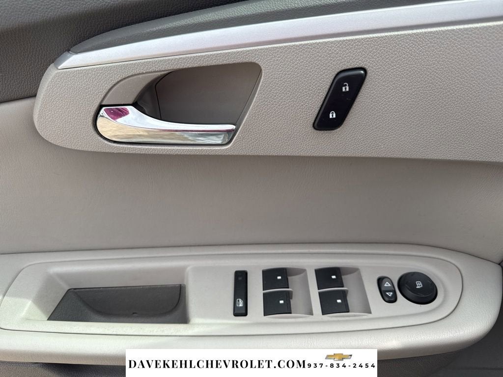 2011 Chevrolet Traverse LT w/1LT