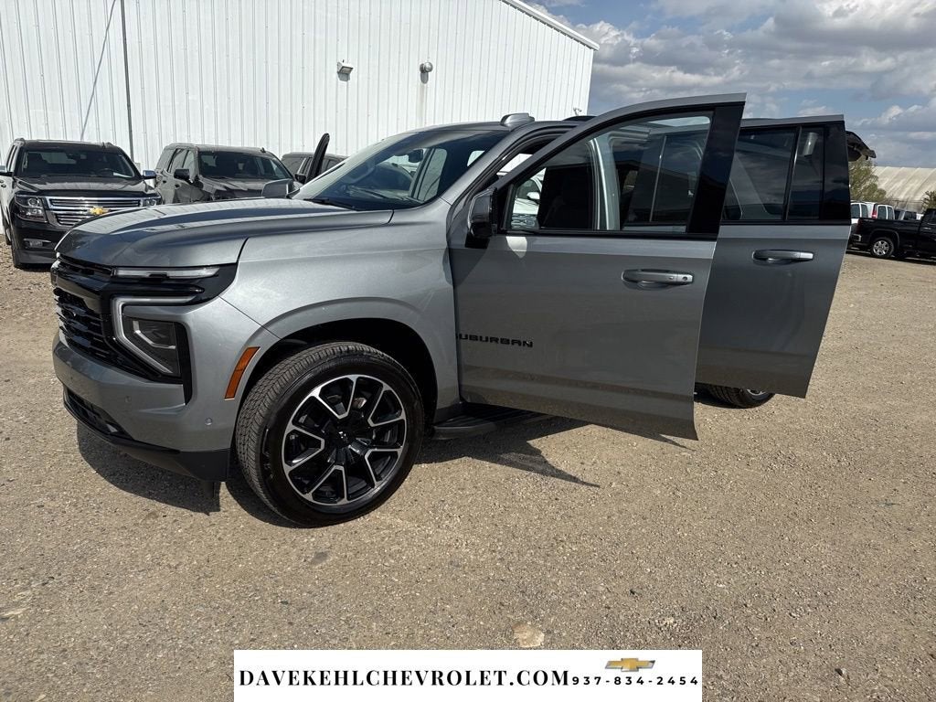 2025 Chevrolet Suburban RST