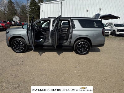 2025 Chevrolet Suburban RST