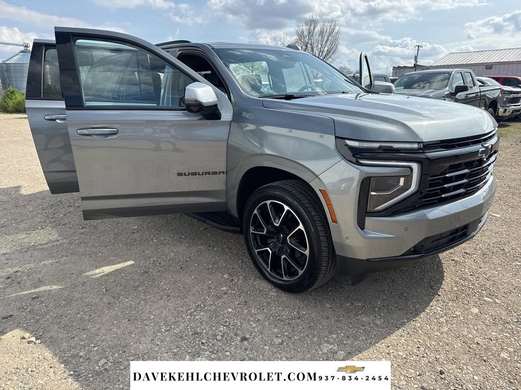 2025 Chevrolet Suburban RST
