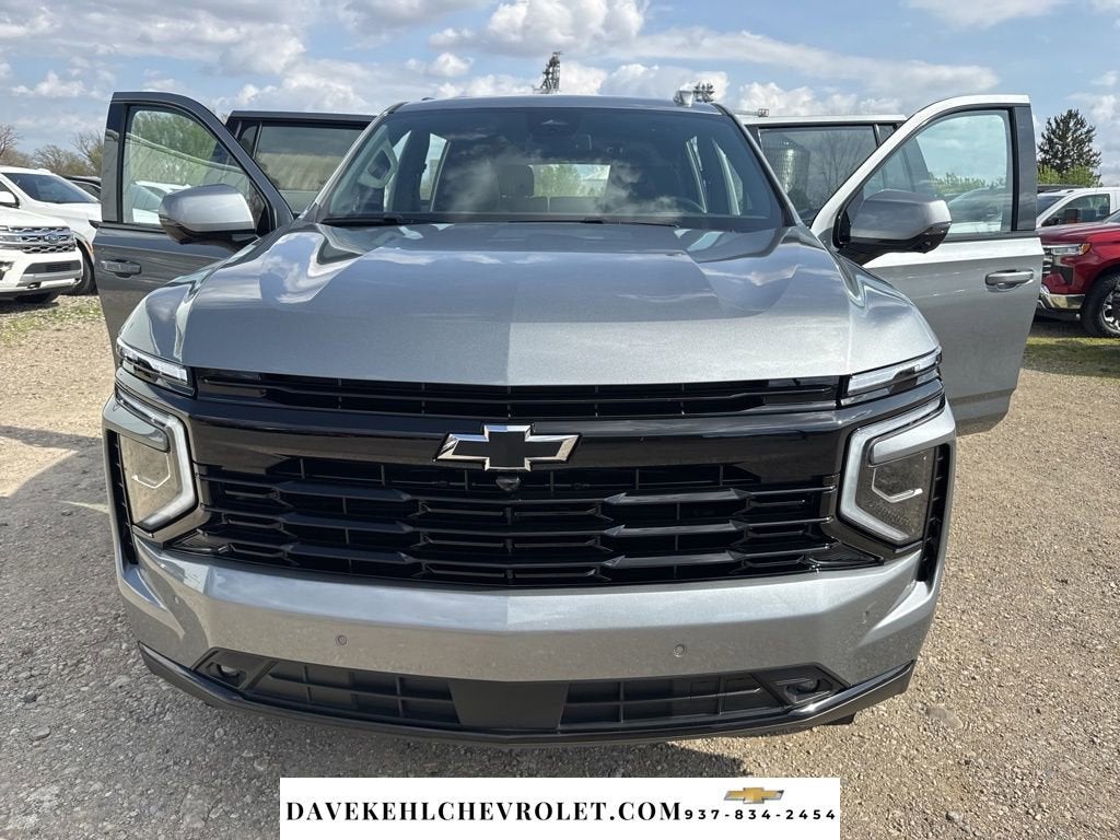 2025 Chevrolet Suburban RST