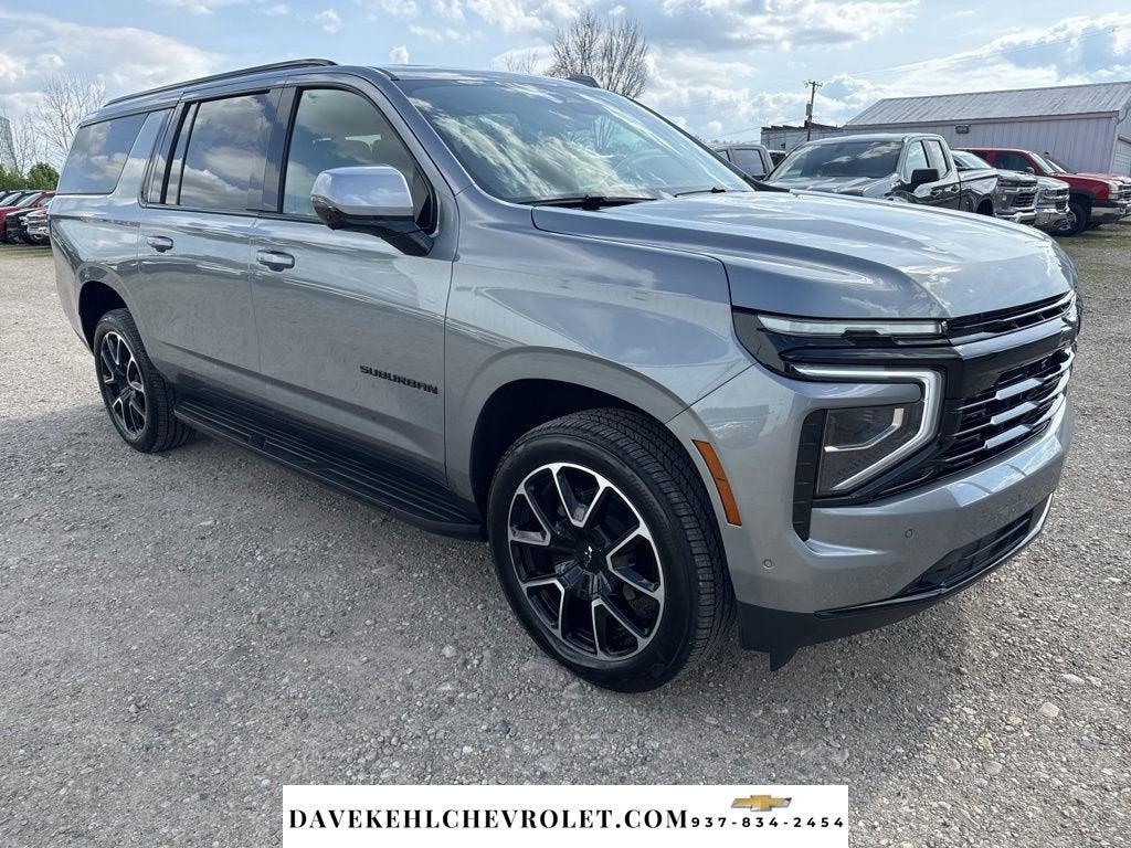 2025 Chevrolet Suburban RST