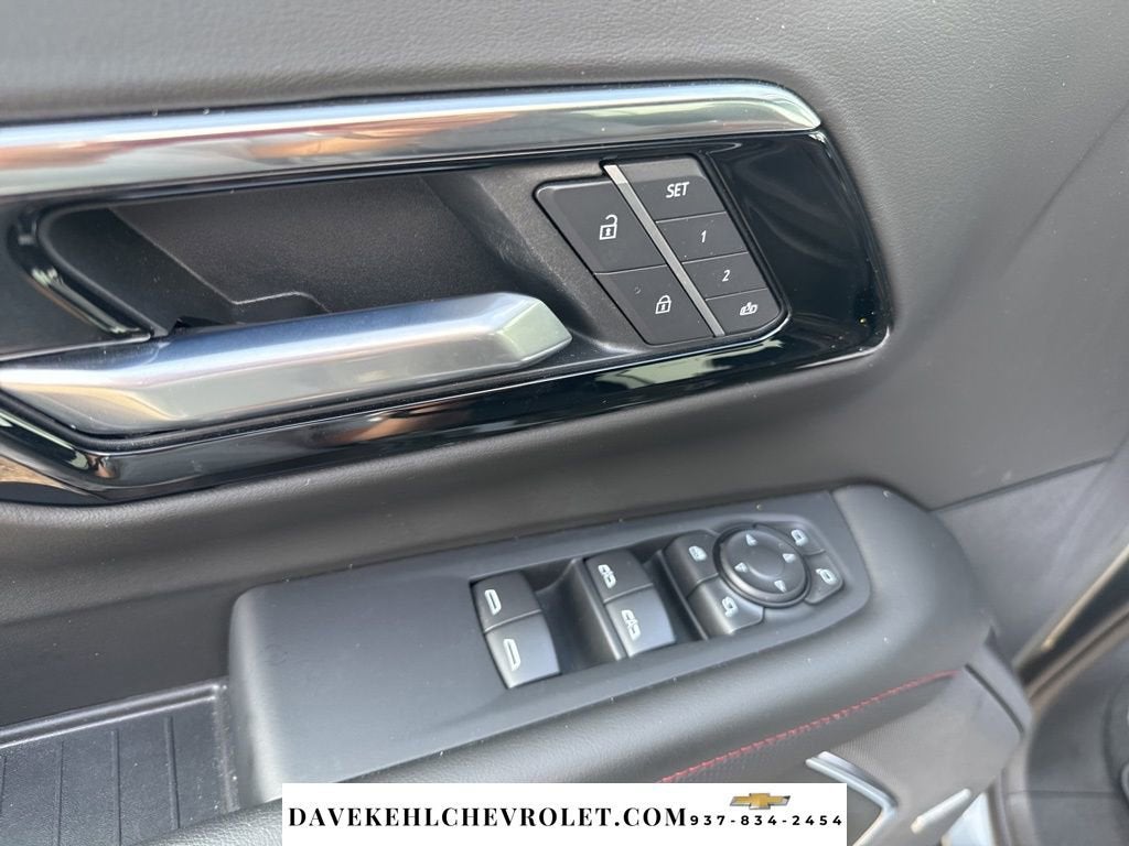 2025 Chevrolet Suburban RST