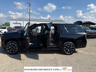 2025 Chevrolet Suburban RST