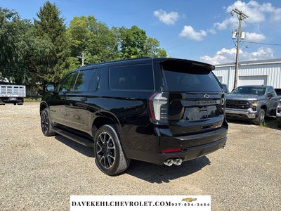2025 Chevrolet Suburban RST