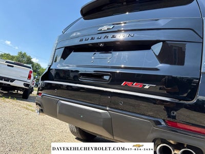 2025 Chevrolet Suburban RST