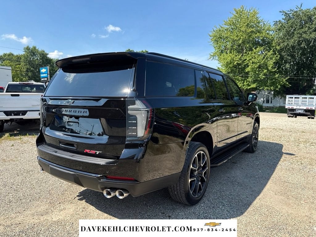 2025 Chevrolet Suburban RST