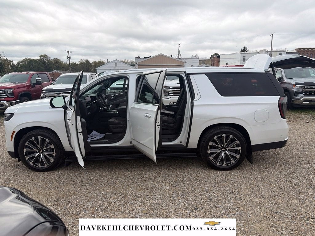 2025 Chevrolet Suburban High Country