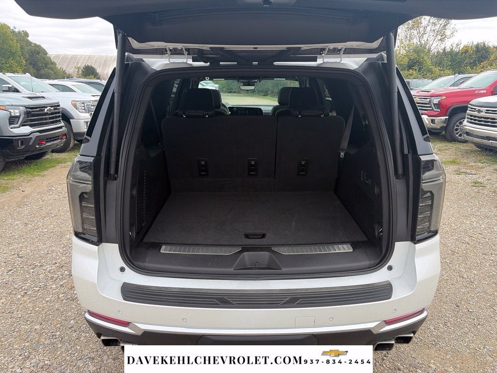 2025 Chevrolet Suburban High Country
