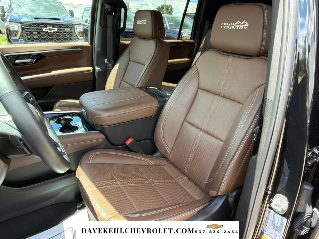 2025 Chevrolet Suburban High Country
