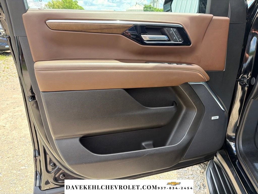 2025 Chevrolet Suburban High Country