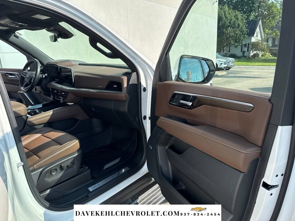 2025 Chevrolet Suburban High Country