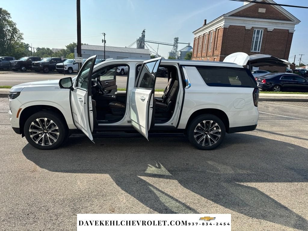2025 Chevrolet Suburban High Country