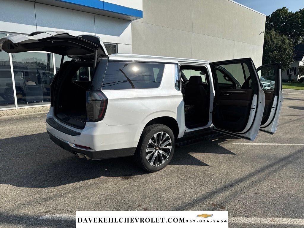 2025 Chevrolet Suburban High Country