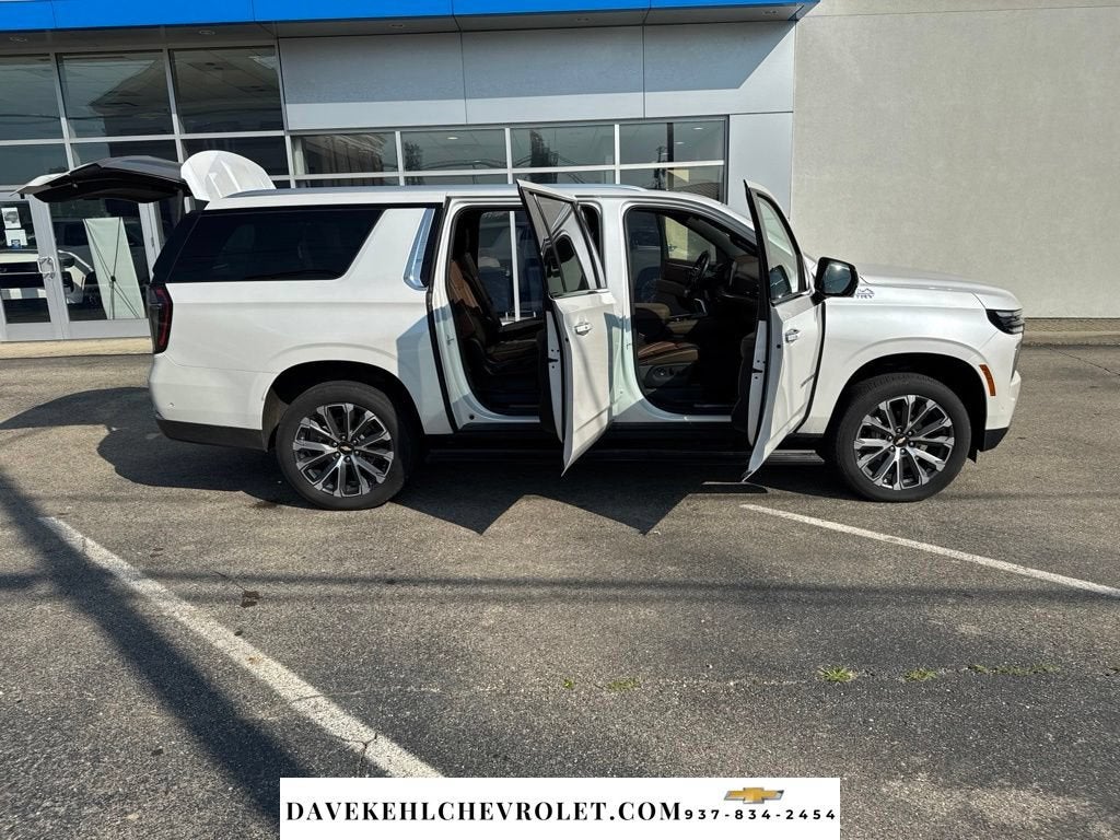 2025 Chevrolet Suburban High Country