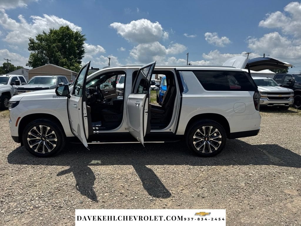 2025 Chevrolet Suburban High Country