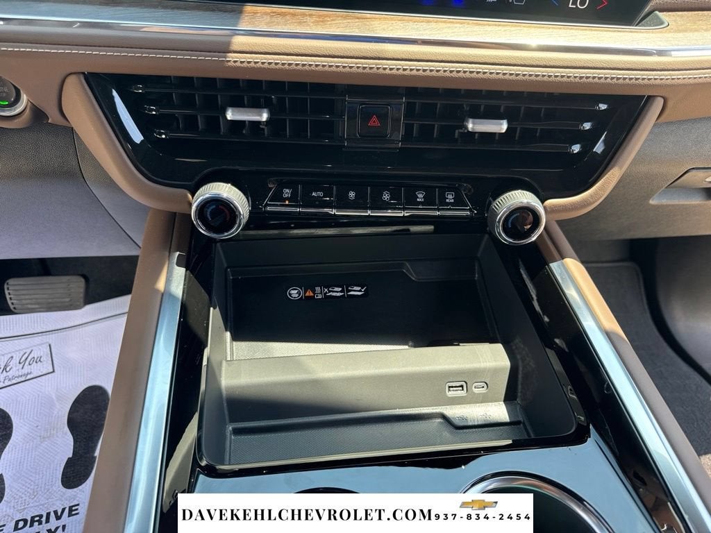2025 Chevrolet Suburban High Country