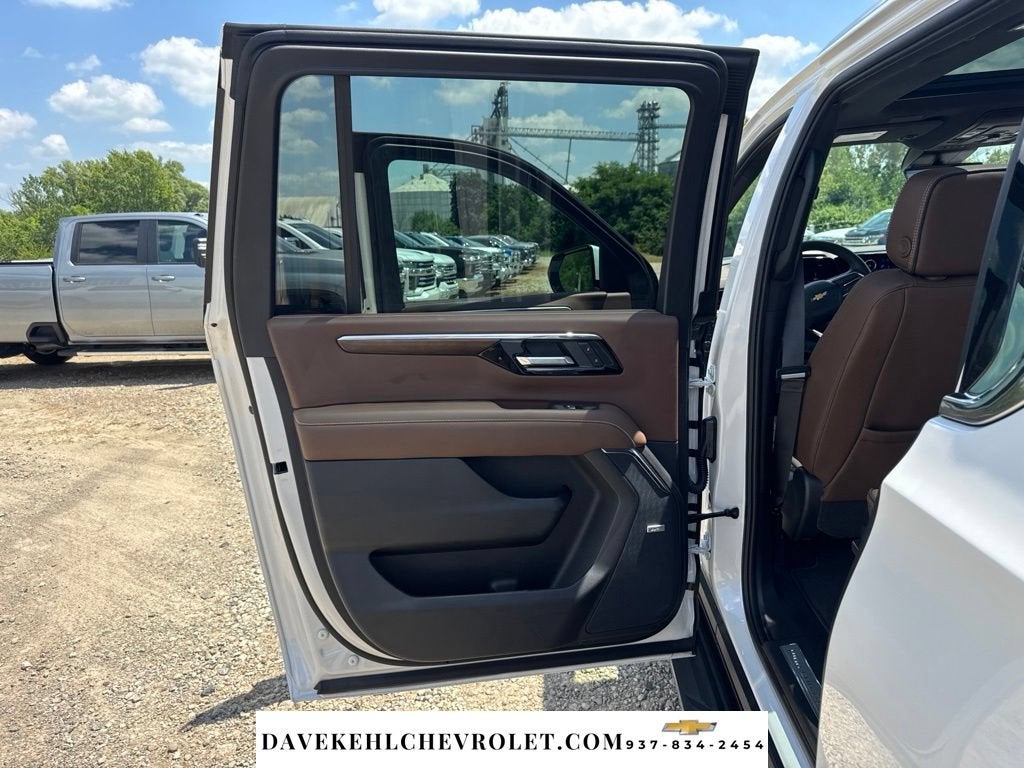 2025 Chevrolet Suburban High Country