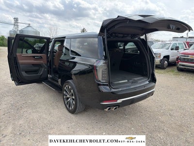 2025 Chevrolet Suburban High Country