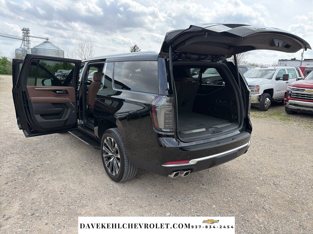 2025 Chevrolet Suburban High Country