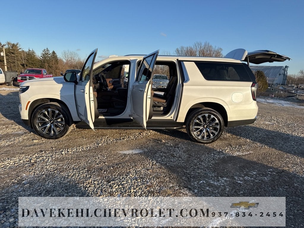 2025 Chevrolet Suburban High Country