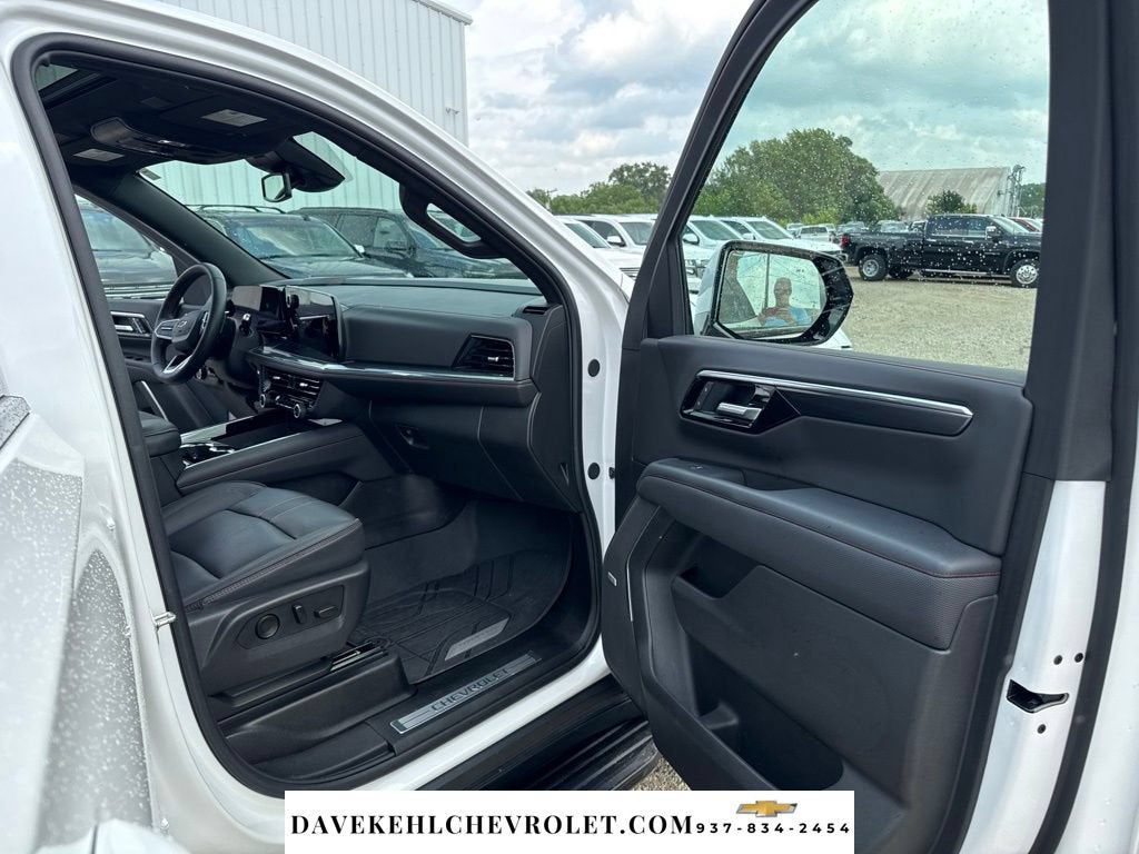 2025 Chevrolet Tahoe RST