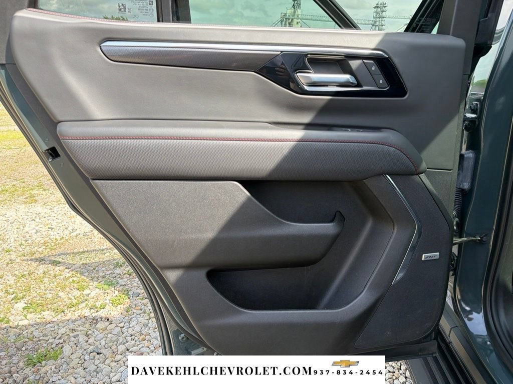 2025 Chevrolet Tahoe RST