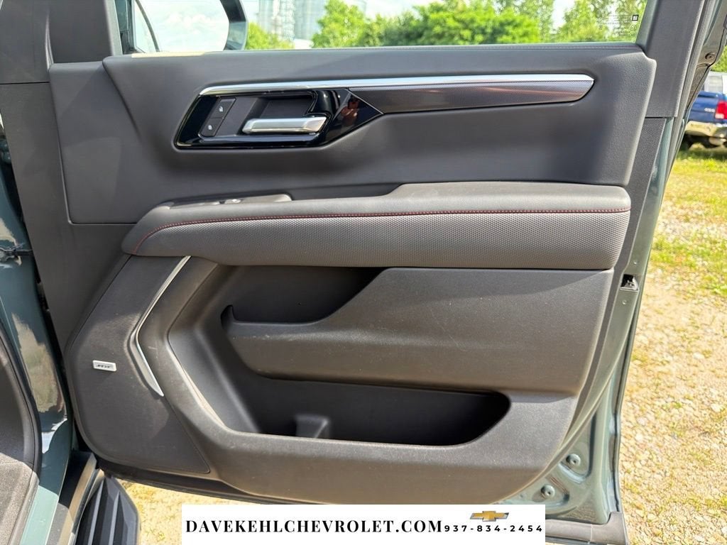 2025 Chevrolet Tahoe RST