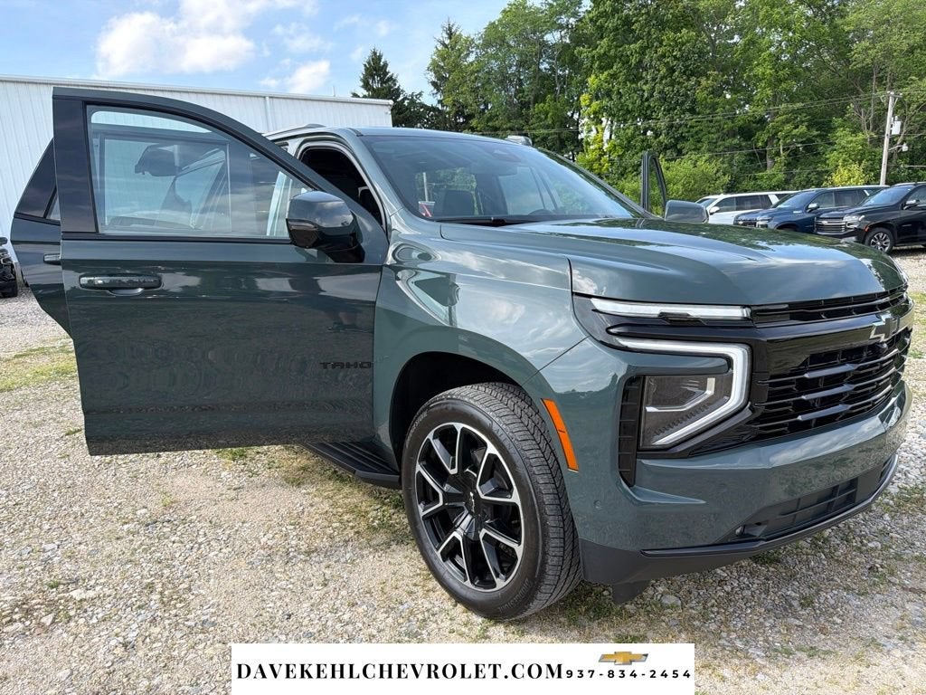 2025 Chevrolet Tahoe RST
