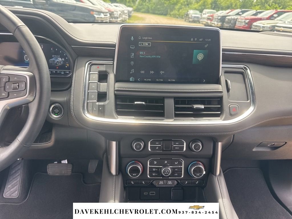 2024 Chevrolet Suburban LT