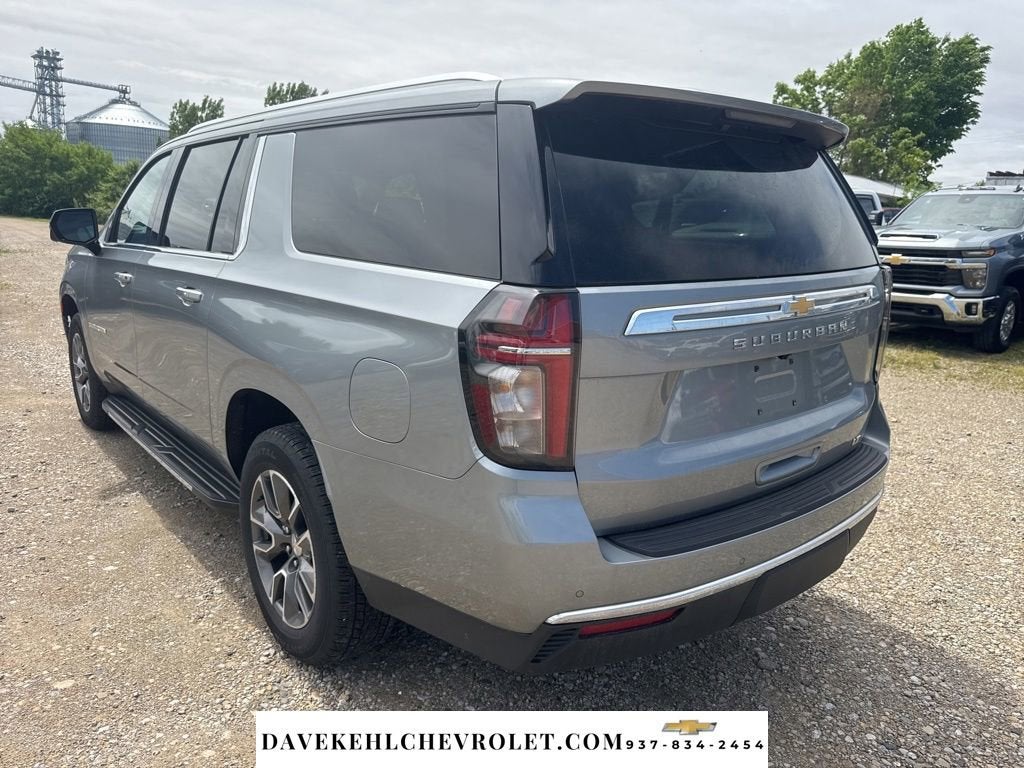 2024 Chevrolet Suburban LT