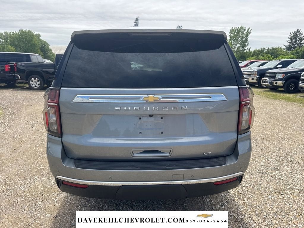 2024 Chevrolet Suburban LT
