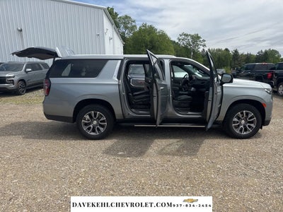 2024 Chevrolet Suburban LT
