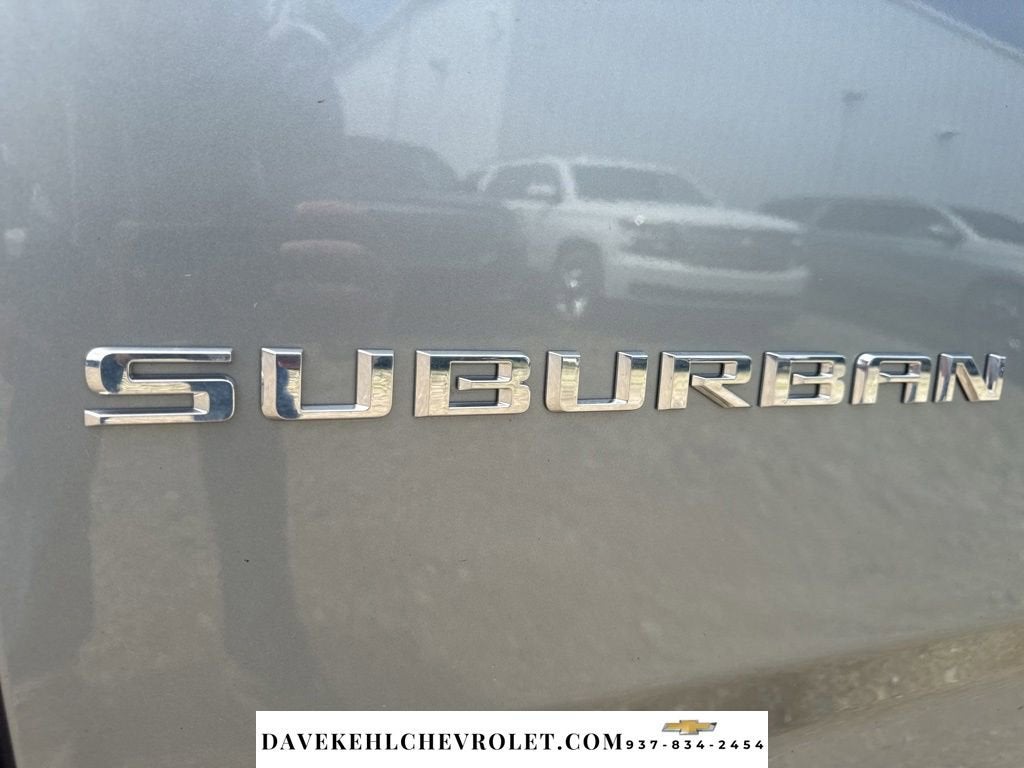 2024 Chevrolet Suburban LT