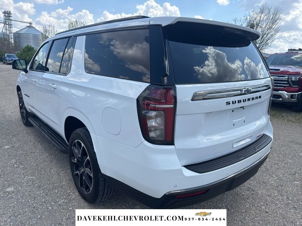 2022 Chevrolet Suburban RST