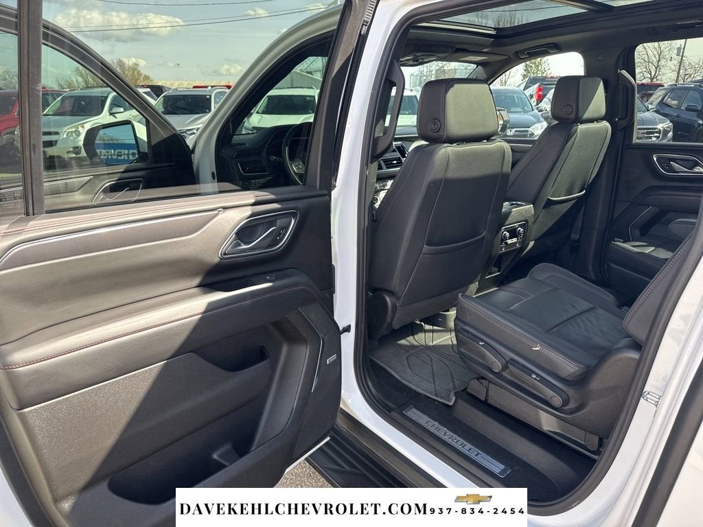 2023 Chevrolet Suburban RST