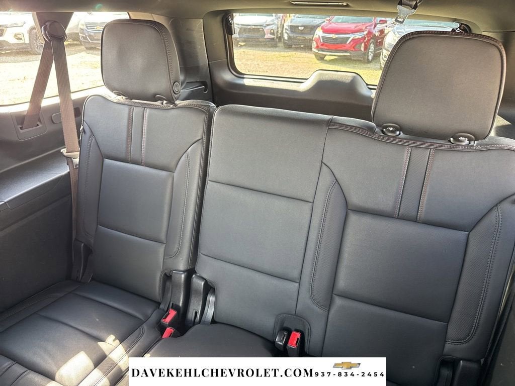 2023 Chevrolet Suburban RST