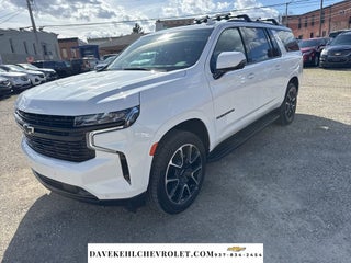 2023 Chevrolet Suburban RST