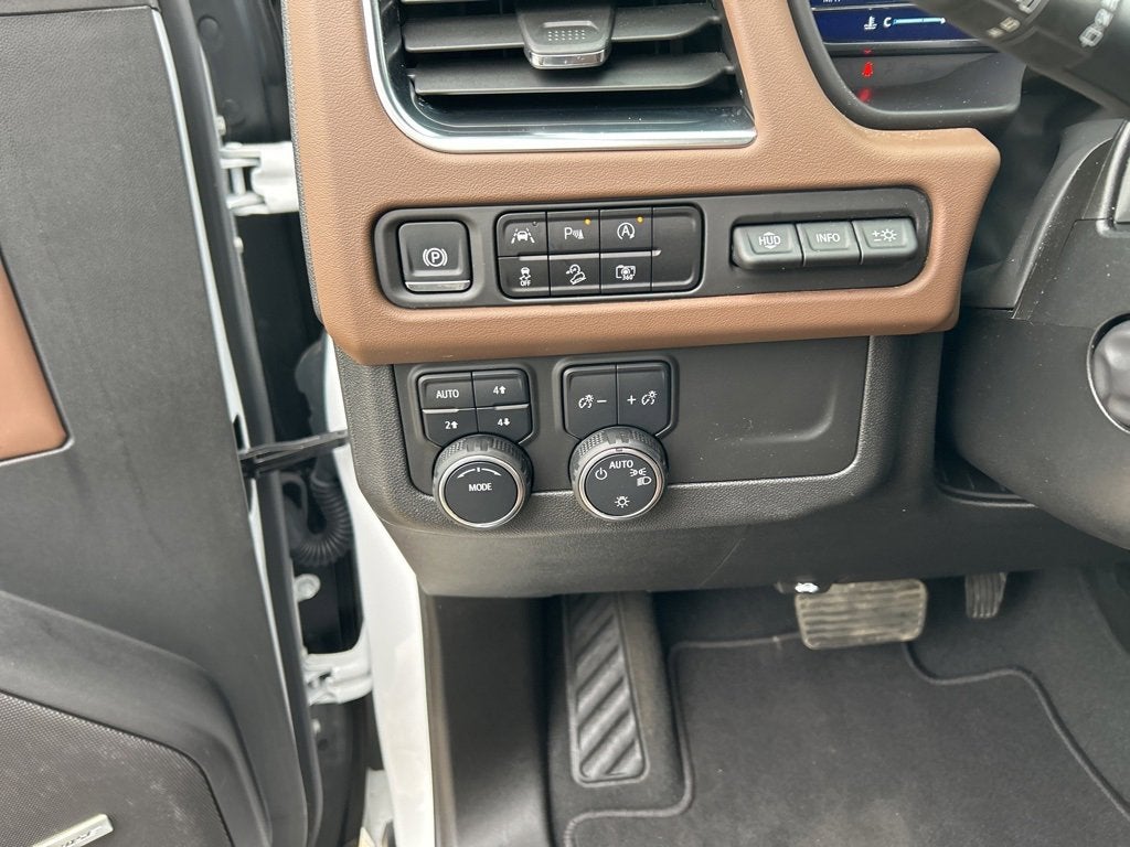 2024 Chevrolet Suburban High Country