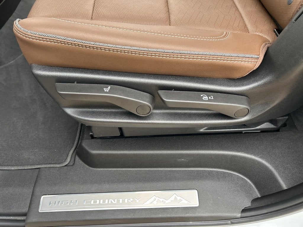 2024 Chevrolet Suburban High Country