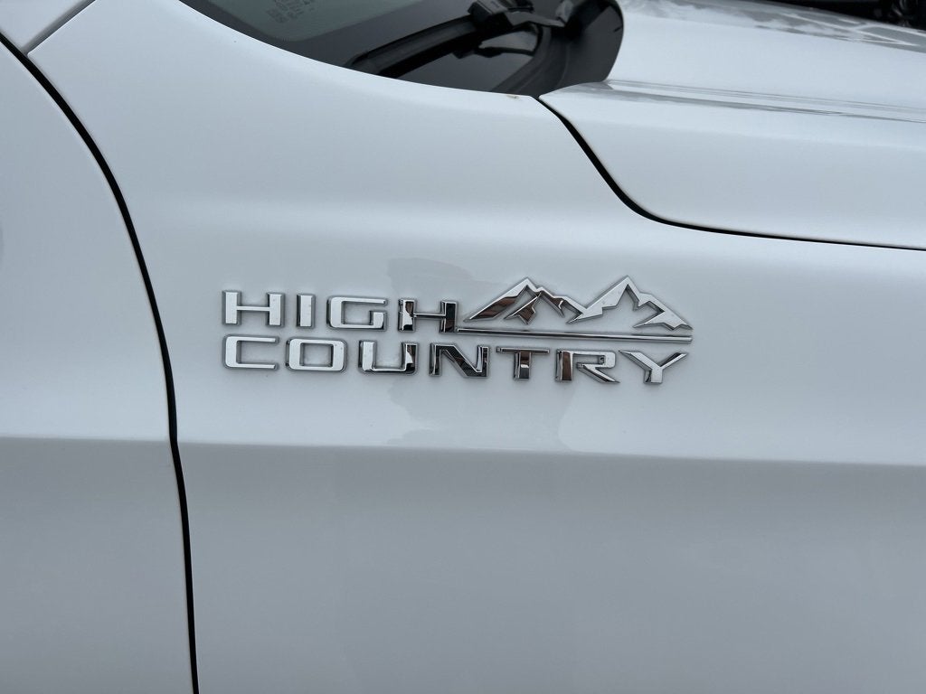 2024 Chevrolet Suburban High Country