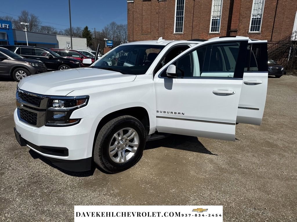 2016 Chevrolet Suburban LT