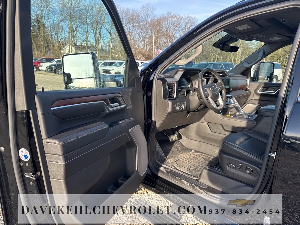 2025 GMC Sierra 2500 HD Denali