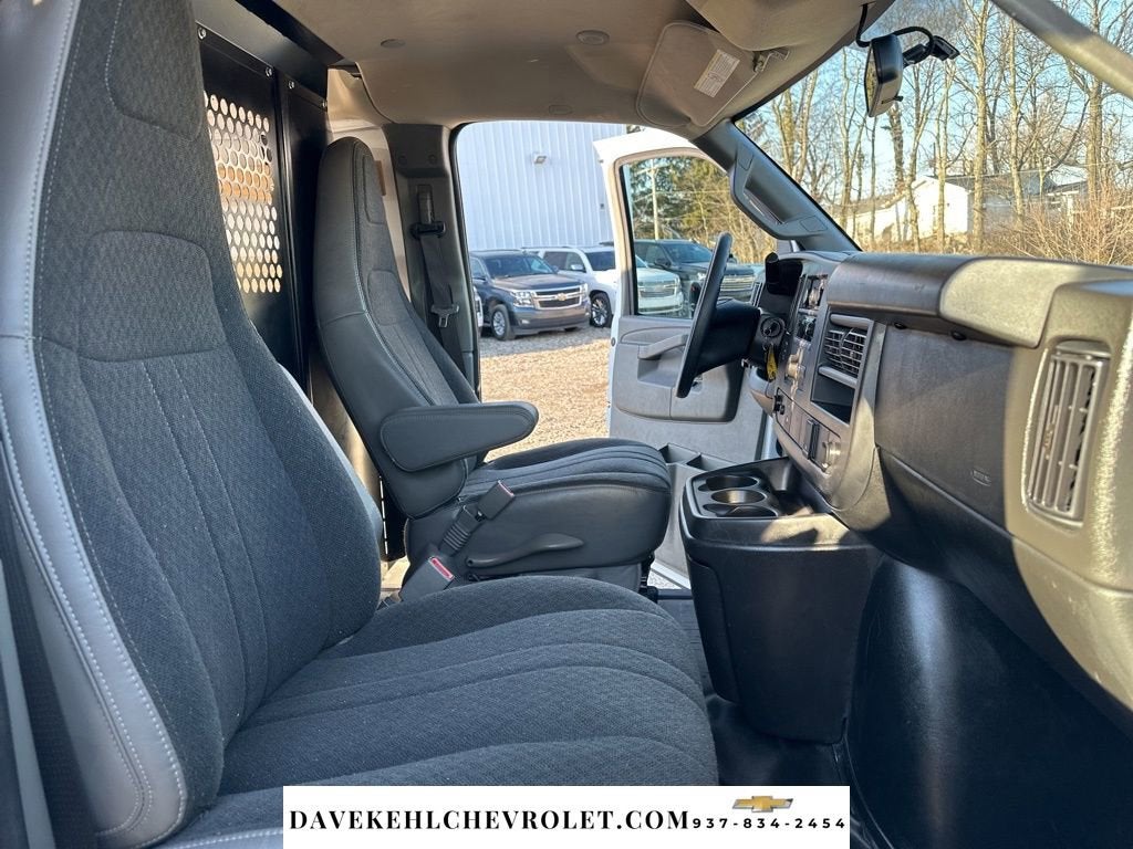 2024 GMC Savana Cargo 2500 Work Van